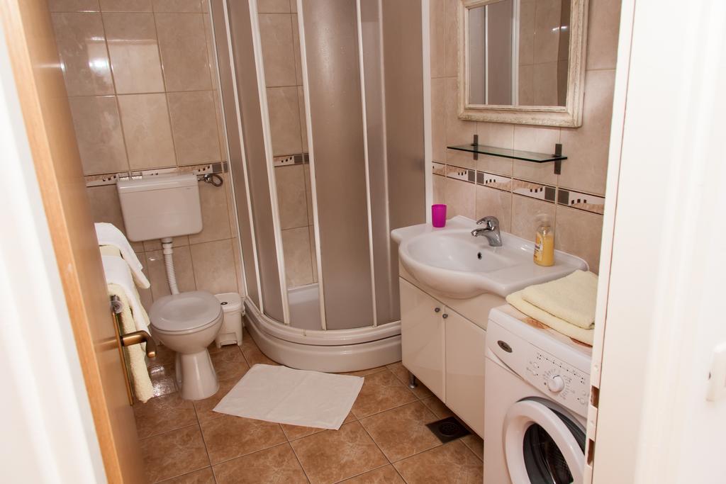 Apartments Villa Kosovic - Ground Floor ドゥブロブニク エクステリア 写真