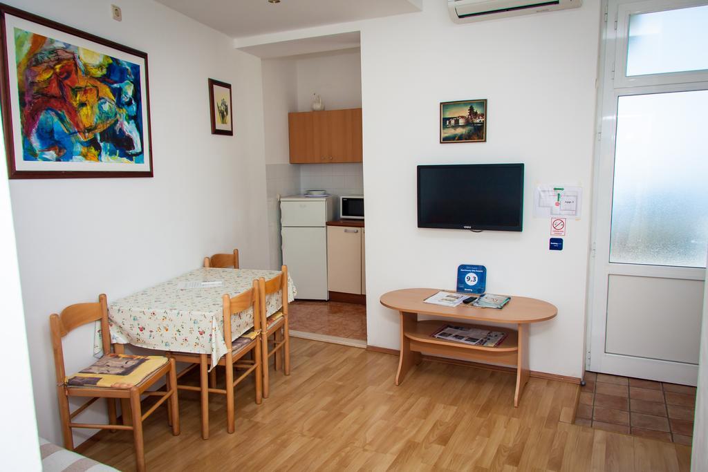 Apartments Villa Kosovic - Ground Floor ドゥブロブニク エクステリア 写真